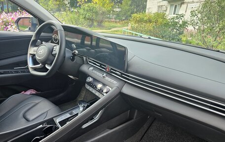 Hyundai Elantra, 2024 год, 2 280 000 рублей, 12 фотография
