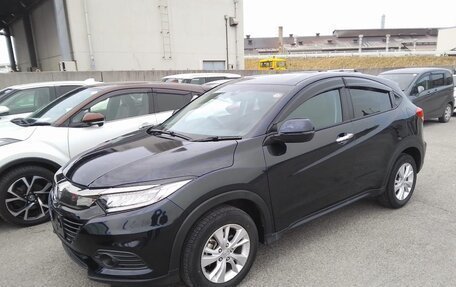 Honda Vezel, 2020 год, 1 750 000 рублей, 2 фотография