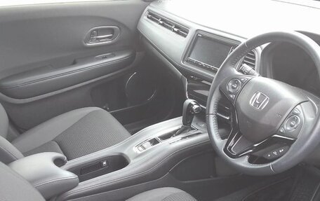 Honda Vezel, 2020 год, 1 750 000 рублей, 6 фотография