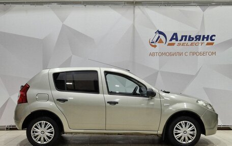 Renault Sandero I, 2013 год, 470 000 рублей, 2 фотография
