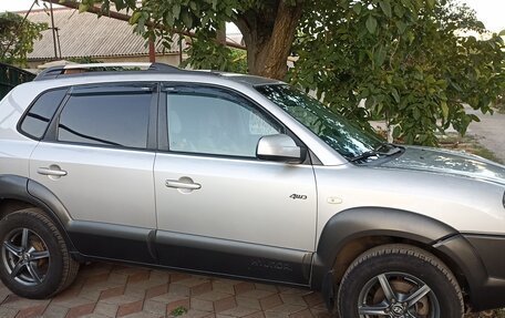 Hyundai Tucson III, 2005 год, 950 000 рублей, 3 фотография