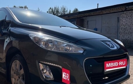 Peugeot 308 II, 2012 год, 625 000 рублей, 3 фотография