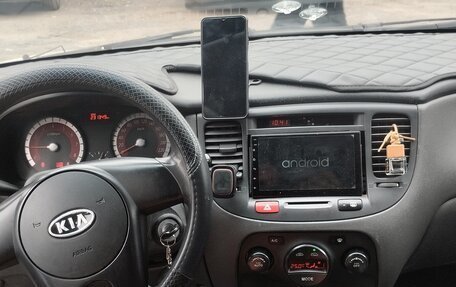 KIA Rio II, 2010 год, 450 000 рублей, 15 фотография