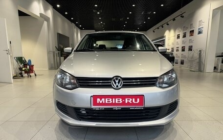 Volkswagen Polo VI (EU Market), 2011 год, 699 000 рублей, 2 фотография