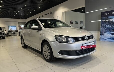 Volkswagen Polo VI (EU Market), 2011 год, 699 000 рублей, 3 фотография