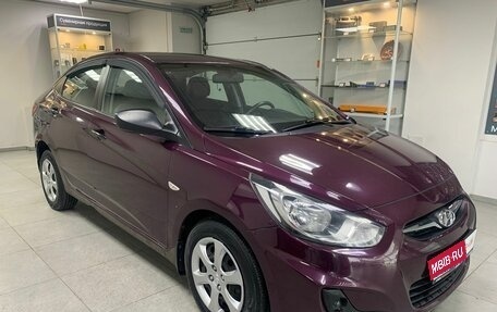 Hyundai Solaris II рестайлинг, 2013 год, 530 000 рублей, 3 фотография