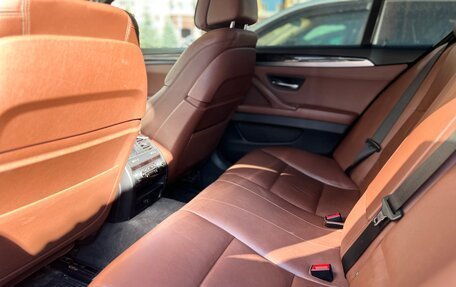 BMW 5 серия, 2014 год, 2 350 000 рублей, 15 фотография