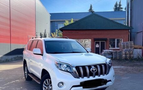 Toyota Land Cruiser Prado 150 рестайлинг 2, 2016 год, 3 500 000 рублей, 1 фотография