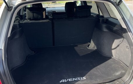 Toyota Avensis III рестайлинг, 2008 год, 1 117 000 рублей, 7 фотография