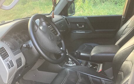 Mitsubishi Pajero III рестайлинг, 2004 год, 1 150 000 рублей, 6 фотография