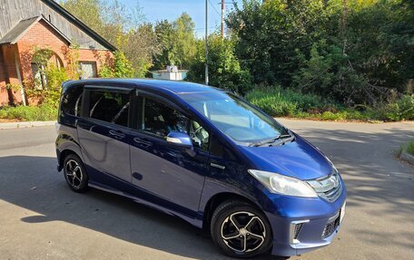 Honda Freed I, 2016 год, 990 000 рублей, 3 фотография