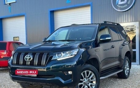 Toyota Land Cruiser Prado 150 рестайлинг 2, 2019 год, 5 250 000 рублей, 3 фотография