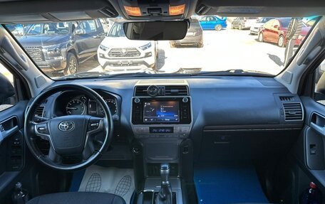 Toyota Land Cruiser Prado 150 рестайлинг 2, 2019 год, 5 250 000 рублей, 11 фотография