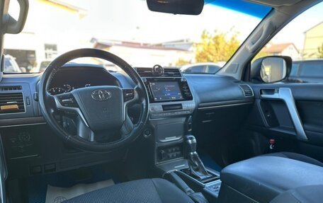 Toyota Land Cruiser Prado 150 рестайлинг 2, 2019 год, 5 250 000 рублей, 17 фотография