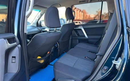 Toyota Land Cruiser Prado 150 рестайлинг 2, 2019 год, 5 250 000 рублей, 15 фотография