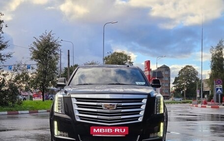 Cadillac Escalade IV, 2020 год, 4 749 000 рублей, 2 фотография