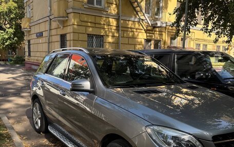Mercedes-Benz M-Класс, 2015 год, 3 500 000 рублей, 3 фотография