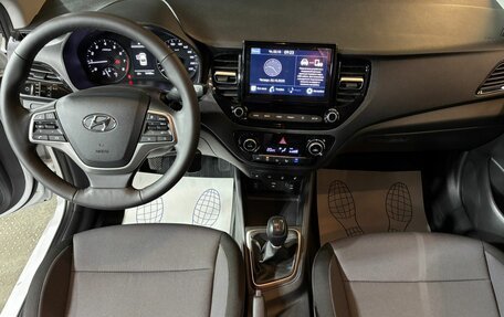 Hyundai Solaris II рестайлинг, 2021 год, 1 499 000 рублей, 10 фотография