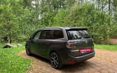 Citroen C4 Picasso II рестайлинг, 2016 год, 1 499 000 рублей, 5 фотография
