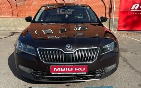 Skoda Superb III рестайлинг, 2017 год, 2 300 000 рублей, 1 фотография
