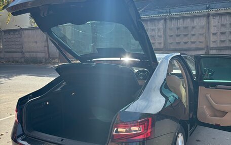 Skoda Superb III рестайлинг, 2017 год, 2 300 000 рублей, 5 фотография