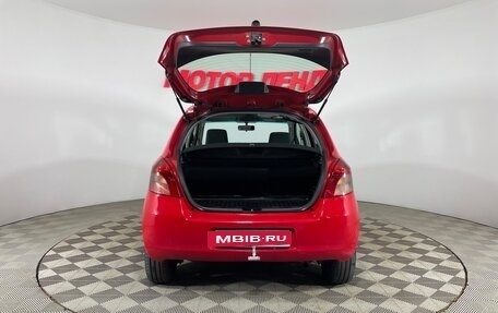 Toyota Yaris III рестайлинг, 2008 год, 499 000 рублей, 10 фотография