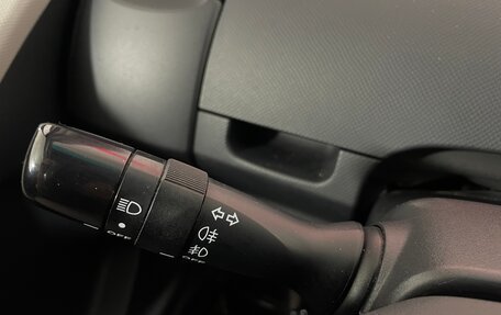Toyota Yaris III рестайлинг, 2008 год, 499 000 рублей, 15 фотография