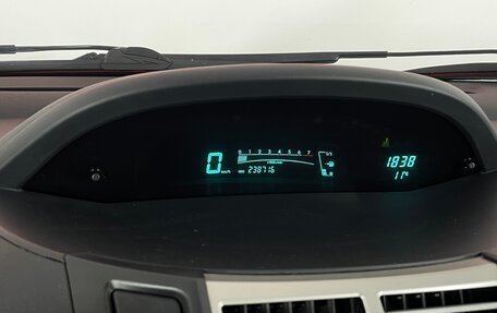 Toyota Yaris III рестайлинг, 2008 год, 499 000 рублей, 17 фотография