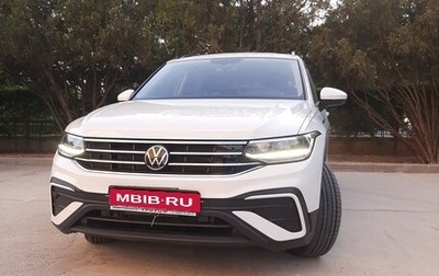 Volkswagen Tiguan II, 2022 год, 3 000 000 рублей, 1 фотография