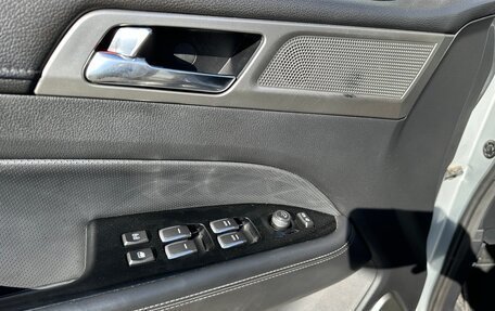 SsangYong Rexton, 2017 год, 2 630 000 рублей, 19 фотография