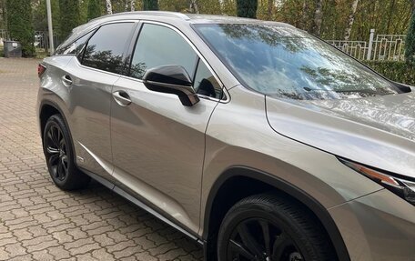 Lexus RX IV рестайлинг, 2018 год, 4 200 000 рублей, 3 фотография