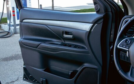 Mitsubishi Outlander III рестайлинг 3, 2012 год, 1 195 000 рублей, 12 фотография