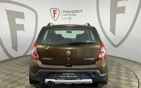 Renault Sandero I, 2013 год, 684 000 рублей, 3 фотография