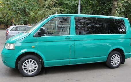 Volkswagen Caravelle T5, 2003 год, 850 000 рублей, 4 фотография