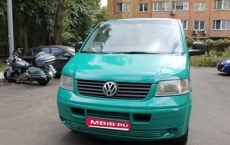 Volkswagen Caravelle T5, 2003 год, 850 000 рублей, 3 фотография