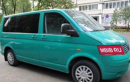Volkswagen Caravelle T5, 2003 год, 850 000 рублей, 16 фотография