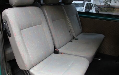 Volkswagen Caravelle T5, 2003 год, 850 000 рублей, 20 фотография
