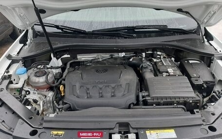 Volkswagen Tiguan II, 2022 год, 3 000 000 рублей, 22 фотография