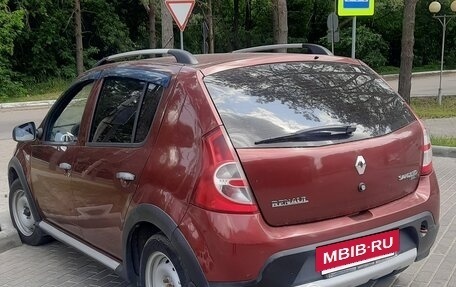 Renault Sandero I, 2013 год, 400 000 рублей, 3 фотография