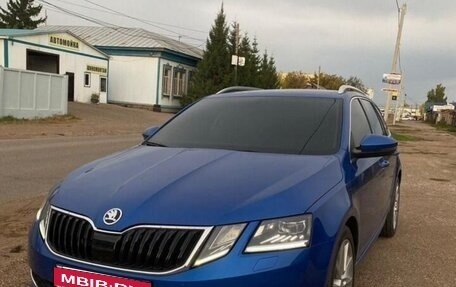 Skoda Octavia, 2019 год, 1 800 000 рублей, 4 фотография