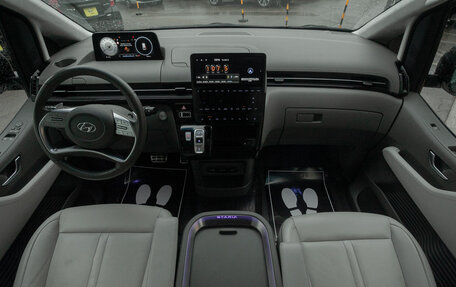 Hyundai Staria, 2021 год, 4 198 000 рублей, 18 фотография