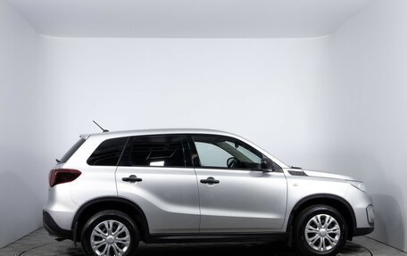 Suzuki Vitara II рестайлинг, 2021 год, 1 800 000 рублей, 4 фотография