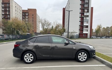 Opel Astra J, 2014 год, 1 100 000 рублей, 4 фотография