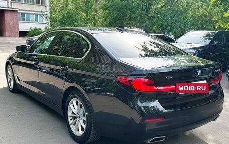 BMW 5 серия, 2020 год, 3 490 000 рублей, 3 фотография