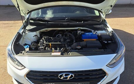 Hyundai Solaris II рестайлинг, 2019 год, 1 159 000 рублей, 11 фотография