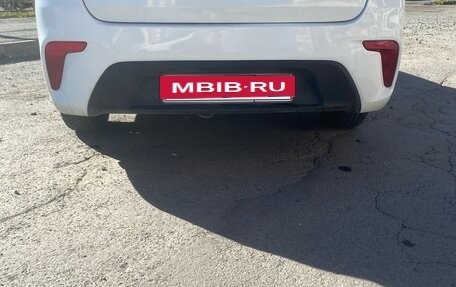 KIA Rio IV, 2018 год, 6 фотография