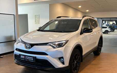 Toyota RAV4, 2018 год, 2 550 000 рублей, 1 фотография