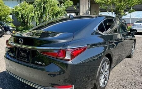 Lexus ES VII, 2022 год, 3 700 000 рублей, 6 фотография