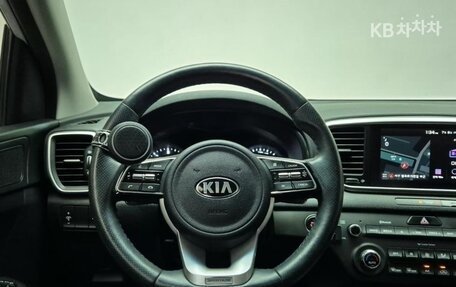 KIA Sportage IV рестайлинг, 2022 год, 1 720 000 рублей, 5 фотография