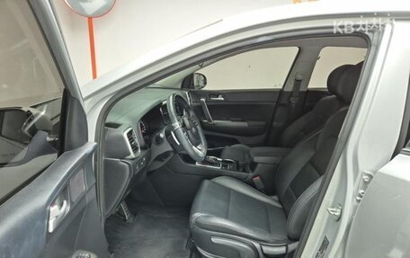 KIA Sportage IV рестайлинг, 2022 год, 1 720 000 рублей, 12 фотография